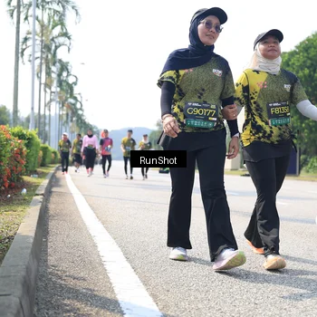 Runner Photo 6945913
