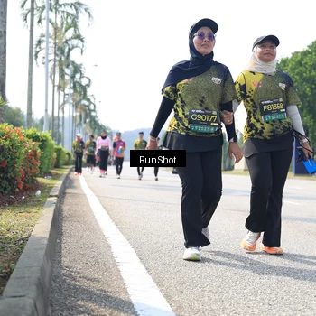 Runner Photo 6945917