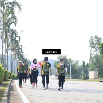 Runner Photo 6945938