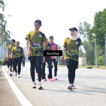 Runner Photo 6945947