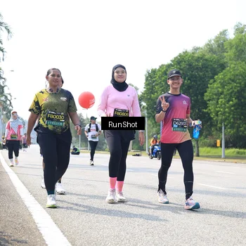 Runner Photo 6945972