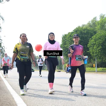 Runner Photo 6945973