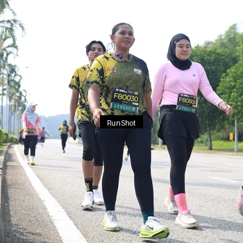 Runner Photo 6945983
