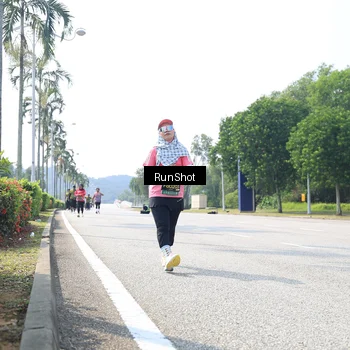 Runner Photo 6946020
