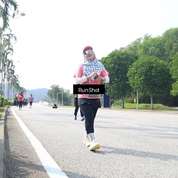 Runner Photo 6946030
