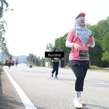 Runner Photo 6946036