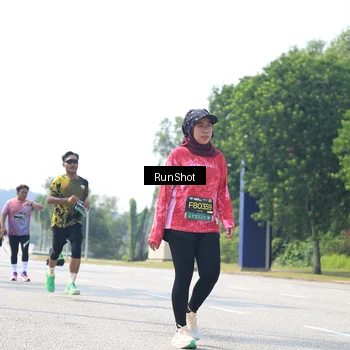 Runner Photo 6946050
