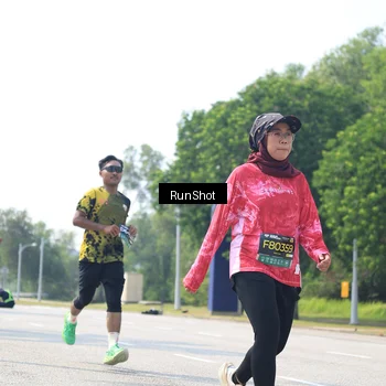 Runner Photo 6946054
