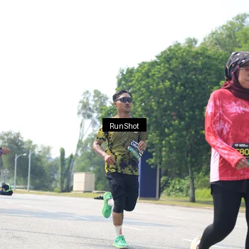 Runner Photo 6946058