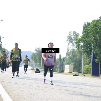 Runner Photo 6946070