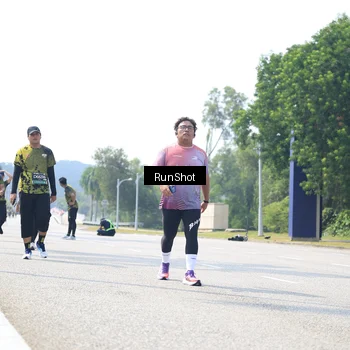 Runner Photo 6946079