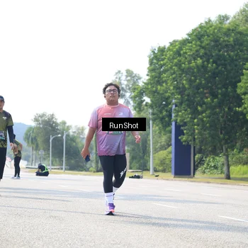Runner Photo 6946085