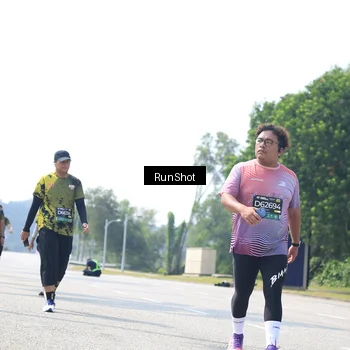 Runner Photo 6946096