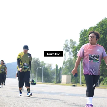 Runner Photo 6946100