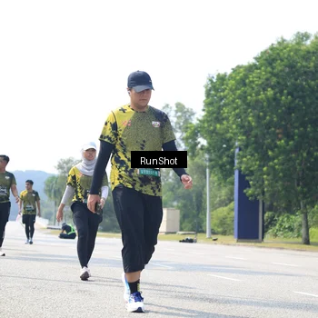 Runner Photo 6946120