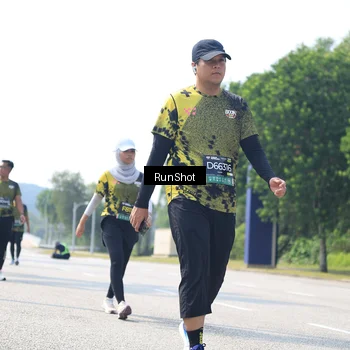 Runner Photo 6946131