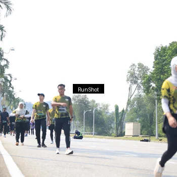 Runner Photo 6946146