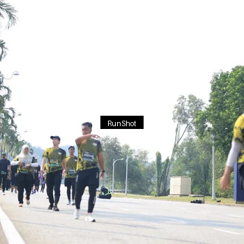 Runner Photo 6946147