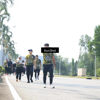 Runner Photo 6946154