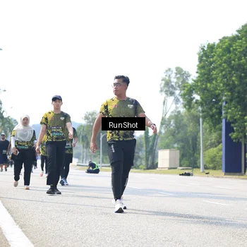 Runner Photo 6946167