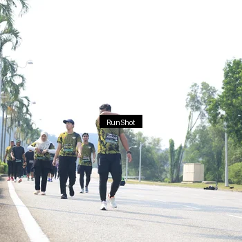 Runner Photo 6946180