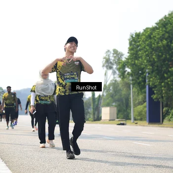 Runner Photo 6946191