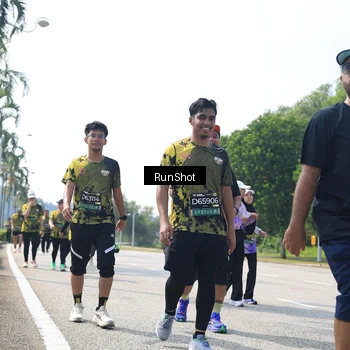 Runner Photo 6946248