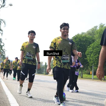 Runner Photo 6946250