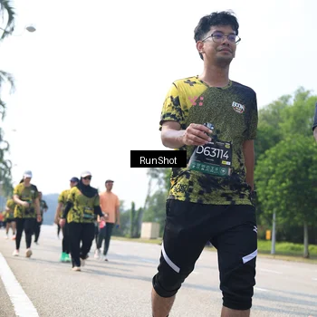 Runner Photo 6946283