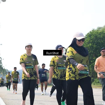Runner Photo 6946303