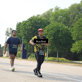 Runner Photo 6946308