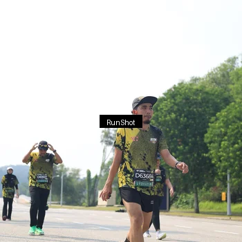 Runner Photo 6946329