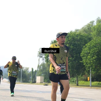 Runner Photo 6946332