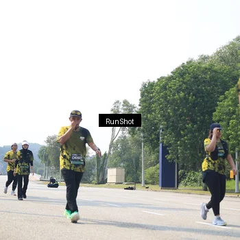 Runner Photo 6946337