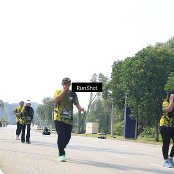 Runner Photo 6946338