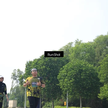 Runner Photo 6946350