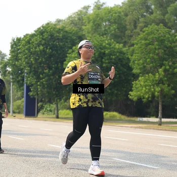 Runner Photo 6946355
