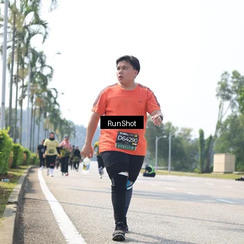 Runner Photo 6946389