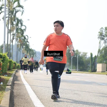 Runner Photo 6946391
