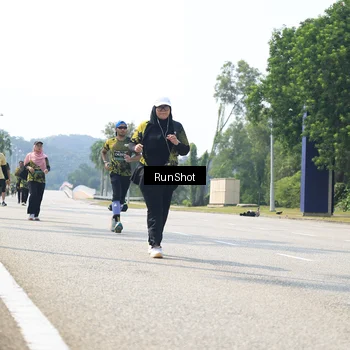 Runner Photo 6946401