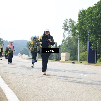 Runner Photo 6946402
