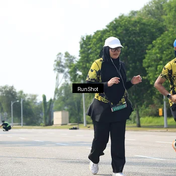 Runner Photo 6946419