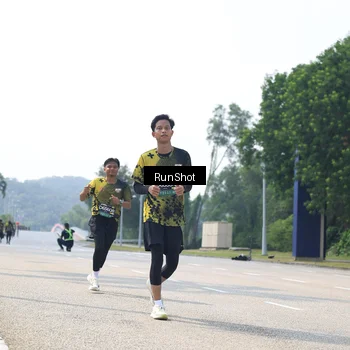 Runner Photo 6946439