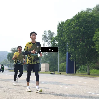 Runner Photo 6946440