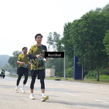 Runner Photo 6946441