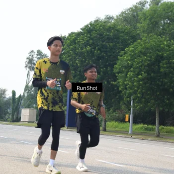 Runner Photo 6946447
