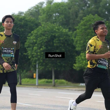 Runner Photo 6946453
