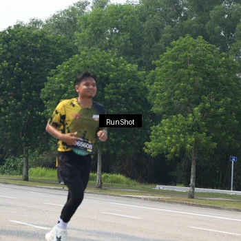 Runner Photo 6946474