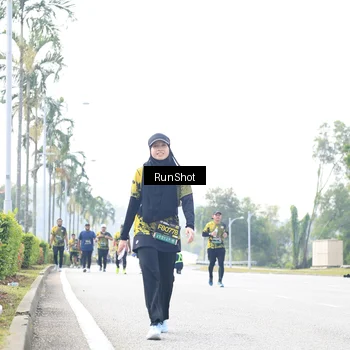 Runner Photo 6946496