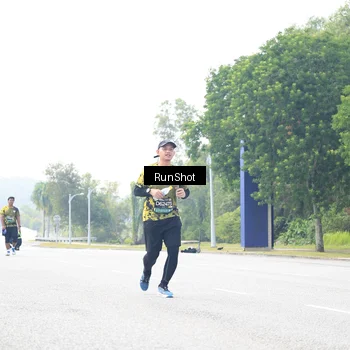 Runner Photo 6946497